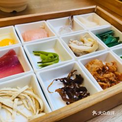 昆明云魁新派过桥米线 传统与创新的美味交融